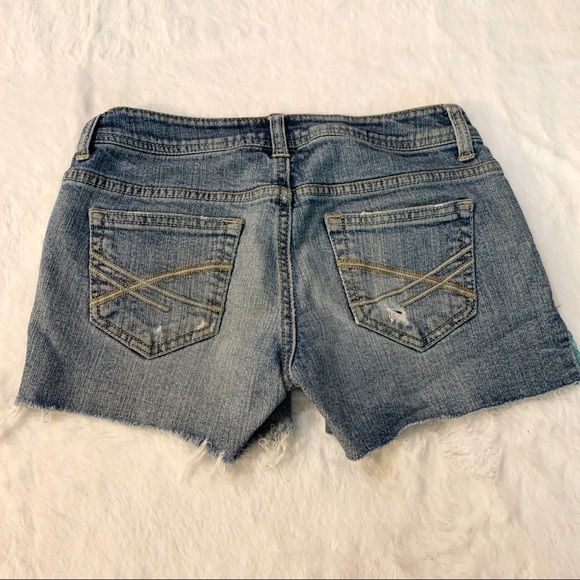 Aeropostale Distressed Denim Cutoff Jean Shorts Size 00 - Picture 5 of 8